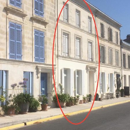 La Maison Du Port Mortagne-sur-Gironde ภายนอก รูปภาพ