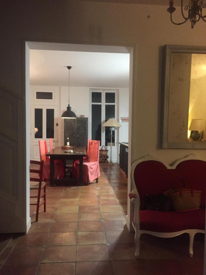 La Maison Du Port Mortagne-sur-Gironde ภายนอก รูปภาพ